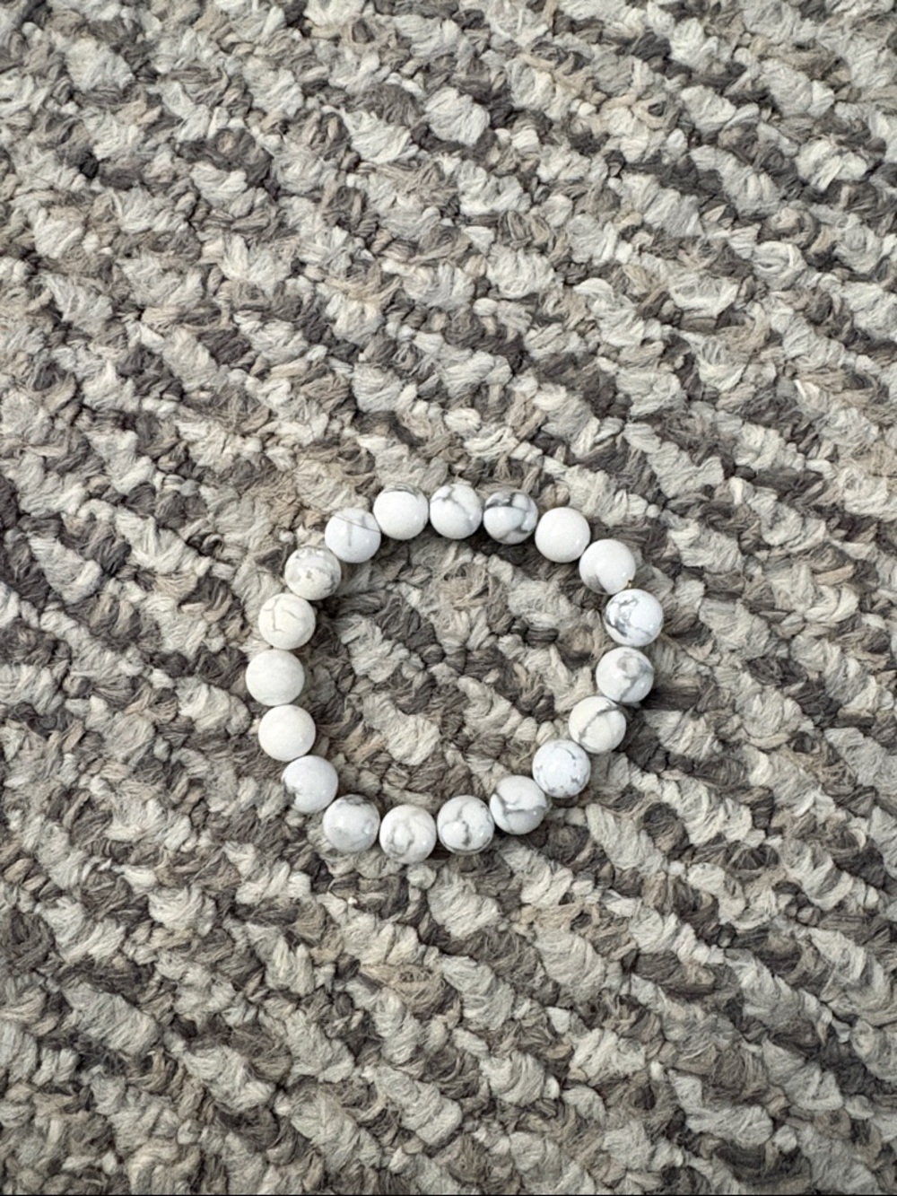 Real Crystal - White Howlite Bead Stretch Bracelet
